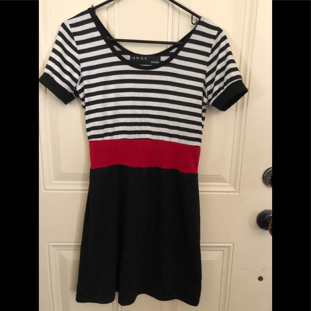 Junior Dress small